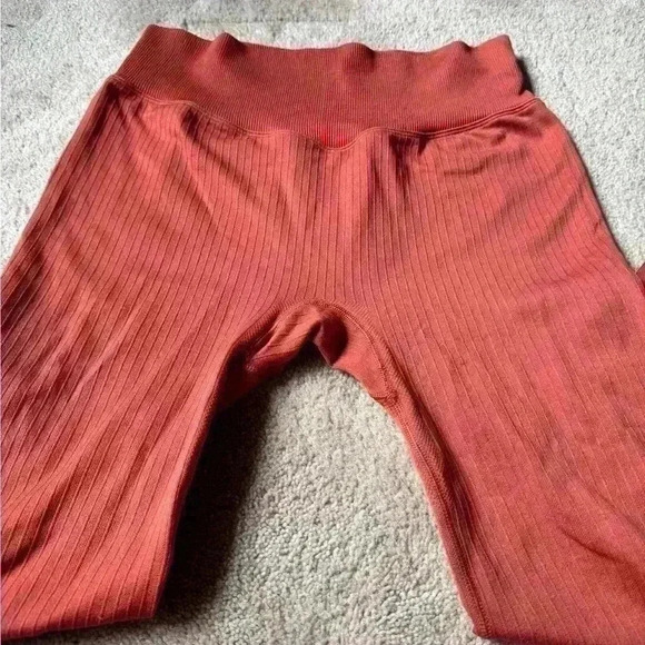 VICTORIA’S SECRET Pink Active Seamless  Leggings Orange Size Large - Picture 2 of 5